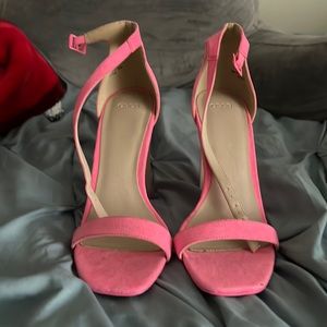 Pink 4 inch heels